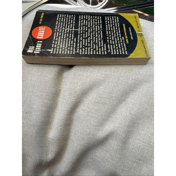 Rare Mas Oyama's Karate, as practiced in Japan by Bobby Lowe 5th Dan - Picture 6 of 8